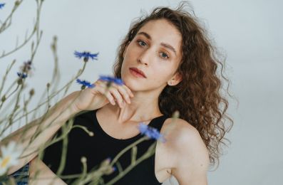 6 Ways To Look Beautiful Without Wearing Makeup